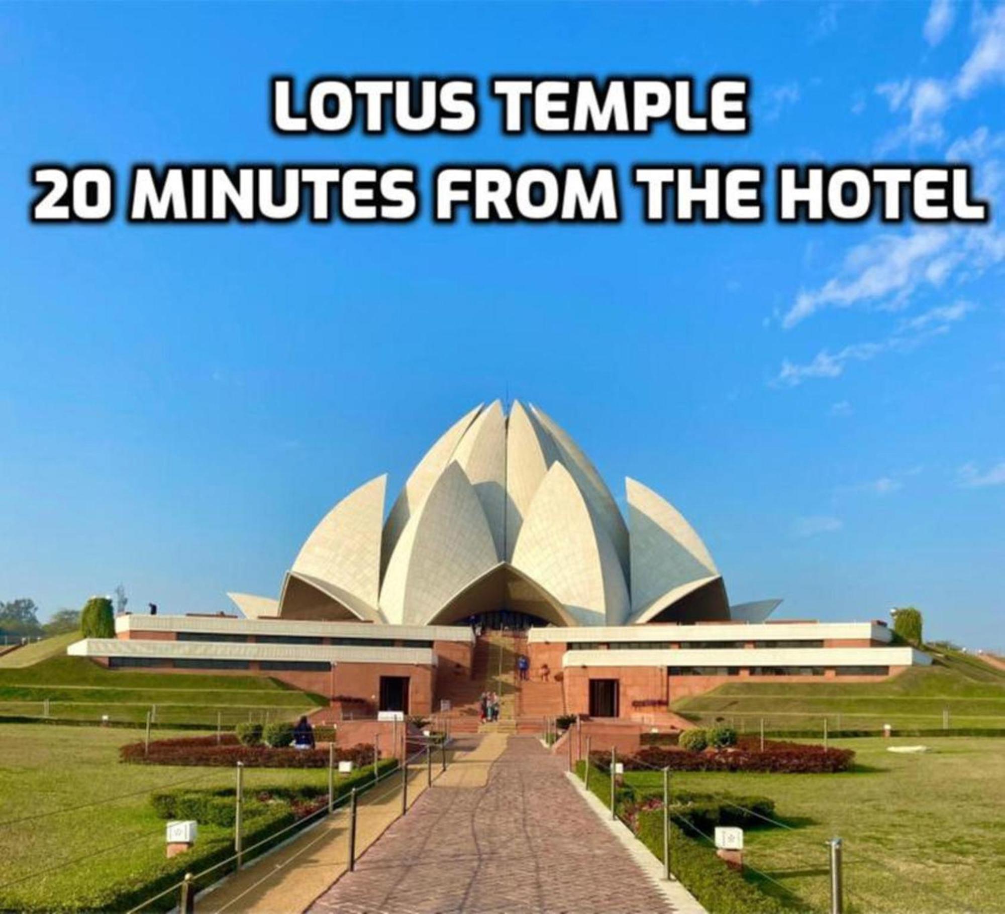 Hotel Shanti House Karnail Singh Stadium Gate No 1 3*